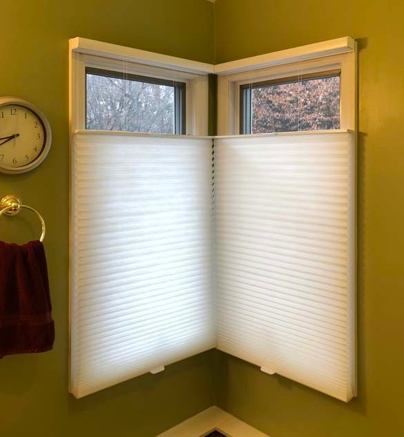 Applause® Honeycomb Shades with Top-down/Bottom Up Features