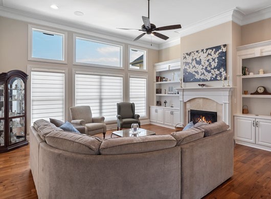 Hunter Douglas Pirouette® Sheer Shades