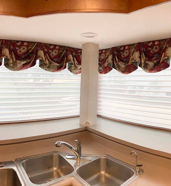 Silhouette® Window Shadings in the Kitchen